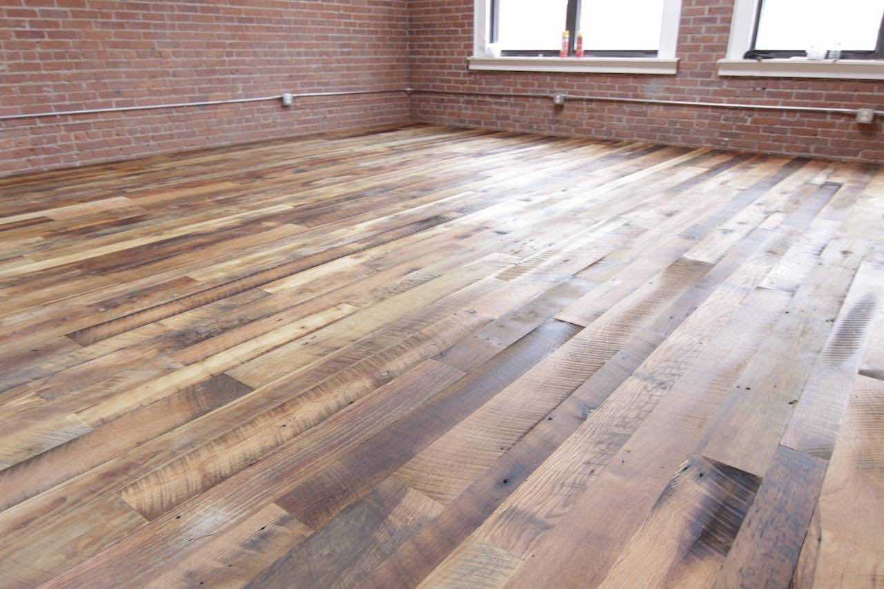 reclaimed wood flooring