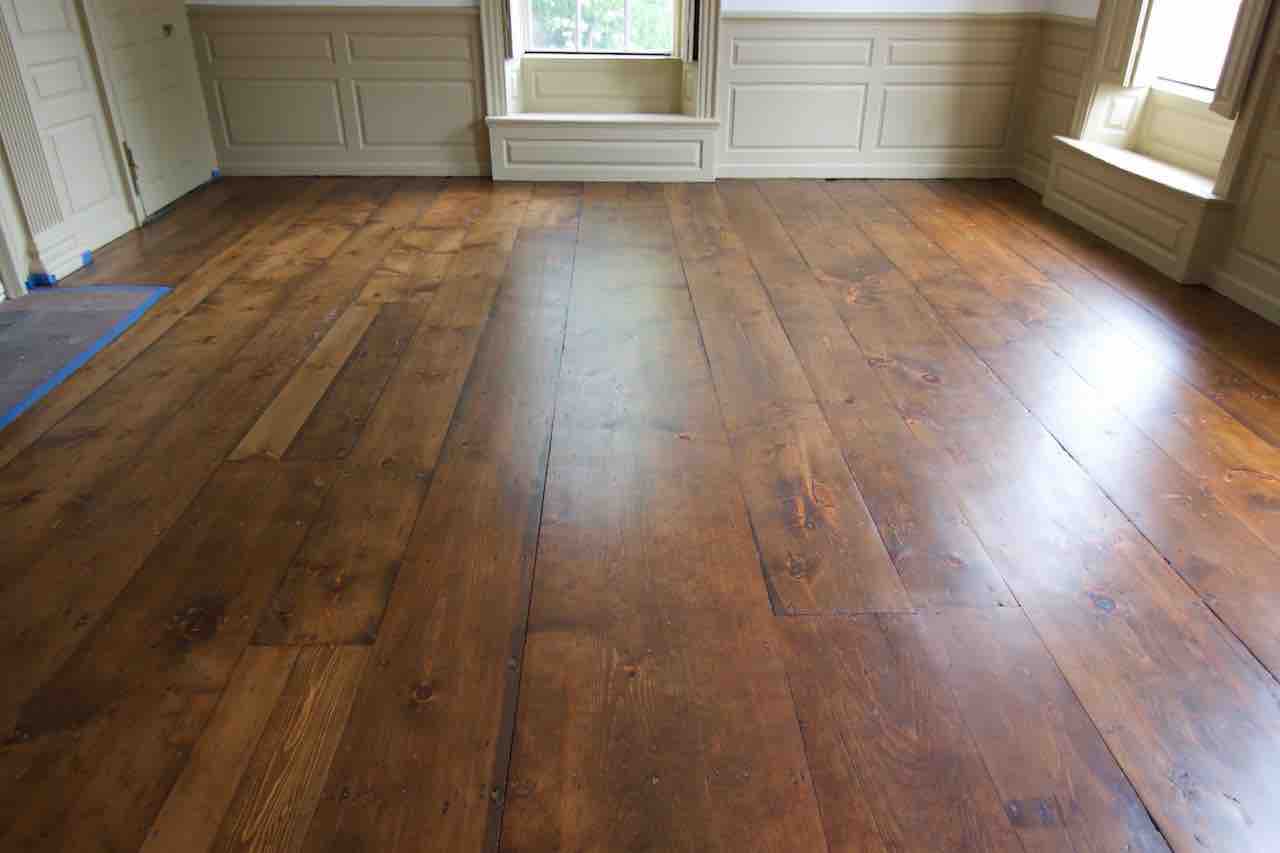 stain pine floors