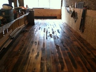 reclaimed hardwood flooring